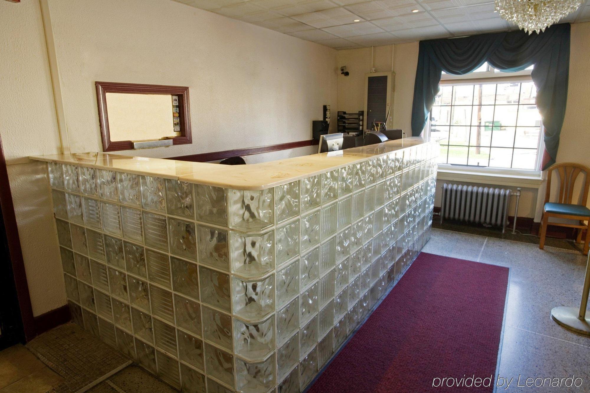 Americas Best Value Inn Dearborn İç mekan fotoğraf